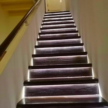 Sungai Ujong Home Stay George Town Exteriér fotografie