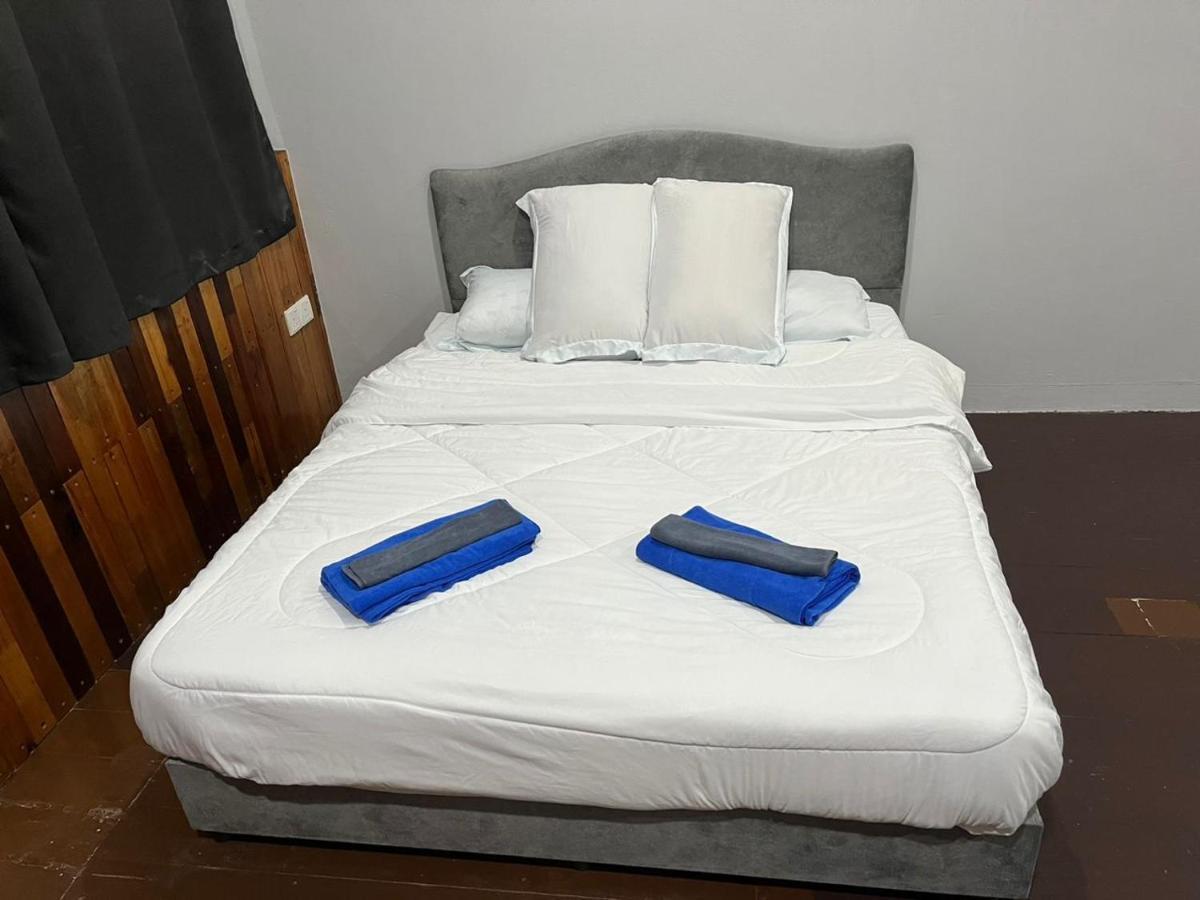 Sungai Ujong Home Stay George Town Exteriér fotografie